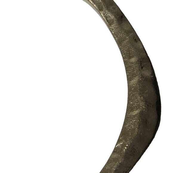 Handcrafted Elegant Textured Bangle Bracelet Silver Tone Classic Fashion Jewelry - Picture 2 of 3